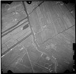 FD-4299-72 Verticale luchtfoto van de Vlietlanden, Broekpolder en Holierhoeksche en Zouteveensche Polder met de ...