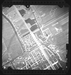 FD-4299-86 Verticale luchtfoto van Overschie en de Zestienhovensche Polder, met de Delftse Schie (links), Rotterdamsche ...