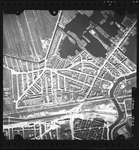 FD-4299-93 Verticale luchtfoto van de Schiebroeksche Polder en de Bergsche plassen met delen van Schiebroek en ...