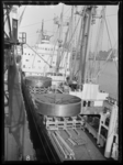 RDM-27537 Het transport van ringen voor F.L Smith & Co New Orleans Louisiana, ze worden aan boord geplaatst van de MS ...
