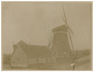 1971-834 Zicht op de molen van Polderlaag-Schieveen aan de Delftweg
