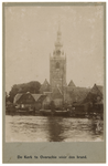 XXXI-455a Zicht op de Nederlands Hervormde Kerk aan de Overschiese Dorpsstraat te Overschie, voor de brand in 1899. Op ...