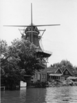 1968-1299 De herbouw van de molen 'De Ster' aan de Plaszoom.