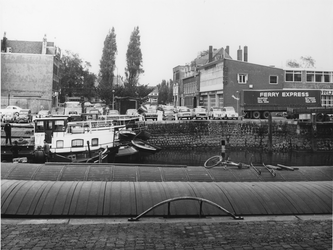 1968-2625 Het Boerengat, gezien vanuit het zuiden bij de Infirmeriestraat.