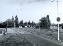 1968-2678 De Jaffabrug aan de Boezem met daarachter de Boezemlaan, gezien vanuit het oosten.