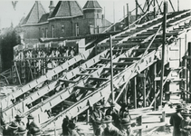 1968-3203 De bouw van de tribunes van het Sparta-stadion aan de Spartastraat.