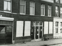 1968-738 Gevels in de Meermanstraat nummer 35 en omgeving.