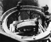 1969-954 Een ring voor de draaibare kap van de molen 'De Ster' aan de Plaszoom.