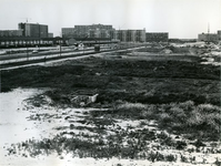 1970-1132 De Prins Alexanderlaan, en aan de overkant de bouw van metrostation Ommoord-zuid.