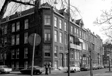 1973-802 Gezicht op de oostzijde van de Heemraadssingel bij de Hondiusstraat.