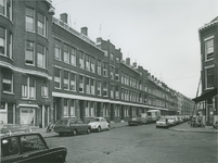 1974-1529 Gijsingstraat met rechts hoek van de Bruijnstraat.