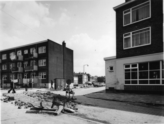 1977-1909 De Vogelstraat, en de sloop van panden voor de aanleg van de metro.