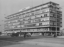 XIV-159-28-03-1 De Coolsingel met het kantoorgebouw van de Eerste Nederlandsche Levensverzekering Maatschappij en de ...