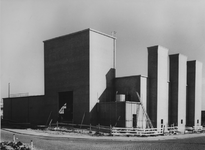 XV-157-00-02 Het bouwen van een transformatorenhuis van het GEB aan de Marconistraat / Gustoweg.