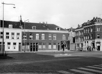 XXV-700-07 Huizen aan de Van der Werffstraat tussen de Meermanstraat en Jonker Fransstraat, uit het zuiden.