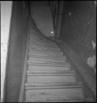 11471 De trap in een woning, vermoedelijk aan de Vredesteinlaan.