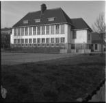 34761 Schoolgebouw aan de Barkasstraat.