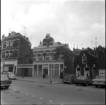 60917 De Tolhuisstraat, op nummer 16 een van de overgebleven panden van het oude dorp Katendrecht, met een vestiging ...