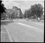 71306 Het Noordplein met in het midden de Zaagmolenkade en rechts de Rotte.