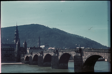 119 Vakantiefoto van de familie Boske, Karl-Theodor Brücke in Heidelberg.