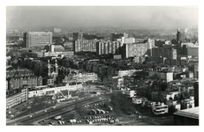 1967-985 Overzicht vanaf het Unilevergebouw van de omgeving van de Mauritsweg en de Karel Doormanstraat, met links op ...