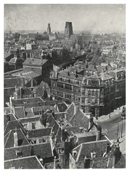 1971-57 Overzicht vanaf het Witte huis van de daken van panden aan de Geldersekade en het verzamelgebouw Plan C. Op de ...