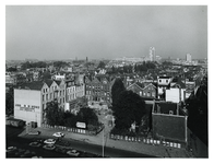 1972-2039 Overzicht van de wijk Cool, met op de voorgrond de Westblaak met uiterst rechts de Eendrachtsstraat.