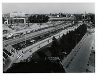 1973-1287 Overzicht vanaf het E.N. gebouw aan de Coolsingel van het Pompenburg, met links het Station Hofplein, en ...