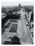 1977-2076 Overzicht vanaf het kantoorgebouw van Unilever van de Rochussenstraat met links het Maritiem Museum Prins ...