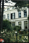 1505 Monumentale villa gebouwd in 1881 naar het ontwerp van de architect A. van Goor aan de Vijverweg 70-74 in Kralingen.