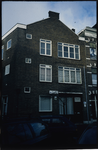 1698 Pakhuis met bovenwoningen, gerealiseerd in 1953-1956 in opdracht van de weduwe N.C.A. Breys-Smulders naar ontwerp ...