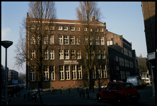 30 De katholieke Valentijnsschool aan de Gijsingstraat 51 in de wijk Tussendijken.