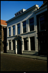 404 Monumentaal pand uit 1725 en het voormalig Raadshuis van Overschie aan de Overschiese Dorpstraat 64.