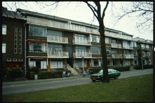 701 Woningblok gebouwd tussen 1935-1938 naar het ontwerp van de architect J.H. van der Broek aan de Statensingel ...