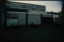 772 Bedrijfsruimte van Autobedrijf Good Luck gebouwd tussen 1963-1968 naar het ontwerp van de architect Landers in de ...