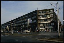 790 Woningblok gebouwd in 1933 naar het ontwerp van de architecten A. Otten, W.T.H. ten Bosch en J.H. van den Broek aan ...