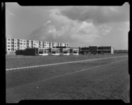 L-9074 Schoolgebouw aan de Gebbeweg vanaf de Kruisnetlaan in Zalmplaat.