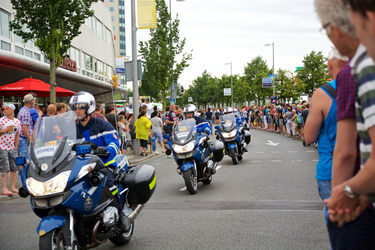 MR-180 Gendarmerie op de Boompjes, voorafgaand aan het peleton van de Tour de France dat in 2015 door Rotterdam trekt ...
