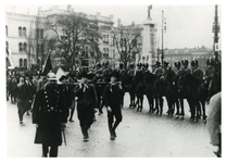 1968-1750 Op het G.K. van Hogendorpplein vindt de herdenkingsbijeenkomst van de Onafhankelijkheid plaats.