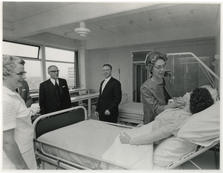 1968-1934 Opening Prinses Margrietschool. De heer H.A. de Lange, geneeskundig inspecteur van de Volksgezondheid ...