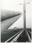 1968-2424 Opening van de Harmsenbrug op 16 september1968. Ingebruikneming van de Harmsenbrug op 31 oktober 1968, over ...