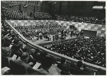 1968-31 Kerstzangdienst in de grote zaal van de Doelen.