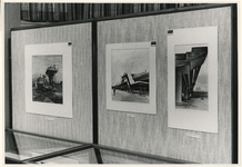 1968-424 Tijdens de opening van de tentoonstelling: De metro rijdt, drie topografische tekeningen in zaal van het ...