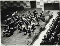 1968-941 Ter gelegenheid van de Israëlweek een uitvoering van het Israëlisch kamerorkest in de Grote Zaal van de Doelen.