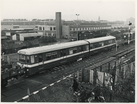 1969-759 Aankomst nieuw metrorijtuig.