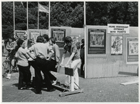 1970-1340 Holland Popfestival van 26 t/m 28 juni 1970 in het Kralingse Bos in Rotterdam. De oostelijke ingang van het ...