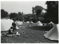 1970-1391 Holland Popfestival van 26 t/m 28 juni 1970 in het Kralingse Bos in Rotterdam. Tenten van de festivalgangers ...