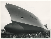 1970-2318 De tewaterlating van het schip Abel Tasman in de Hollandse IJssel bij Krimpen aan den IJssel.
