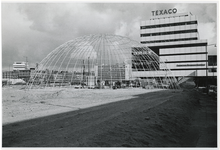 1970-405 Het Weena met daarop het Philipspaviljoen gezien vanuit westelijke richting.