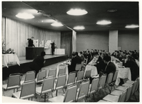 1970-44 Bezoek Rotterdamse delegatie aan Japan. Toespraken over het Rotterdamse havengebied.